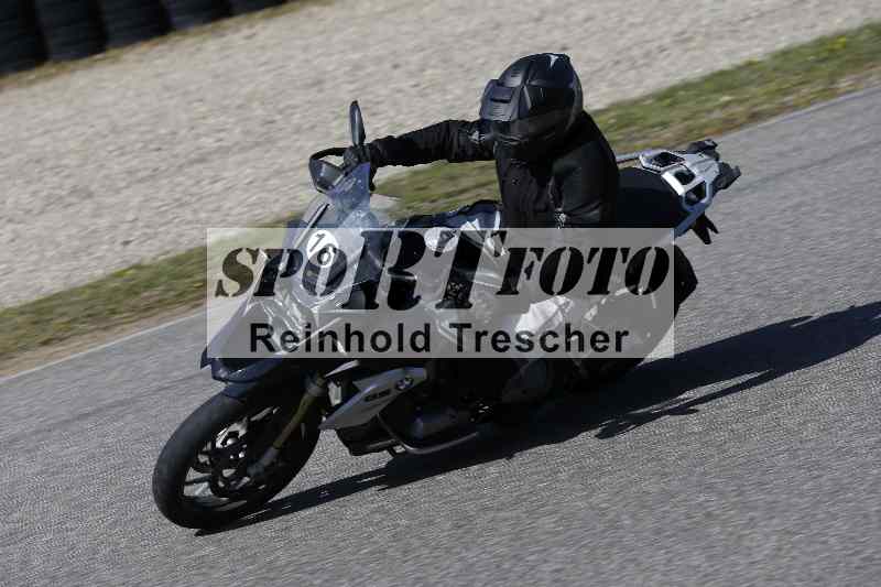 /01 02.04.2026 MAZ ADR/Gruppe gelb Gruppe gruen/16